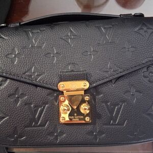 AUTHENTIC Louis Vuitton Pochette Métis – Empreinte Noir (Pristine)
